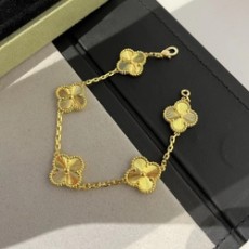 반클리프 앤 아펠  알함브라 팔찌